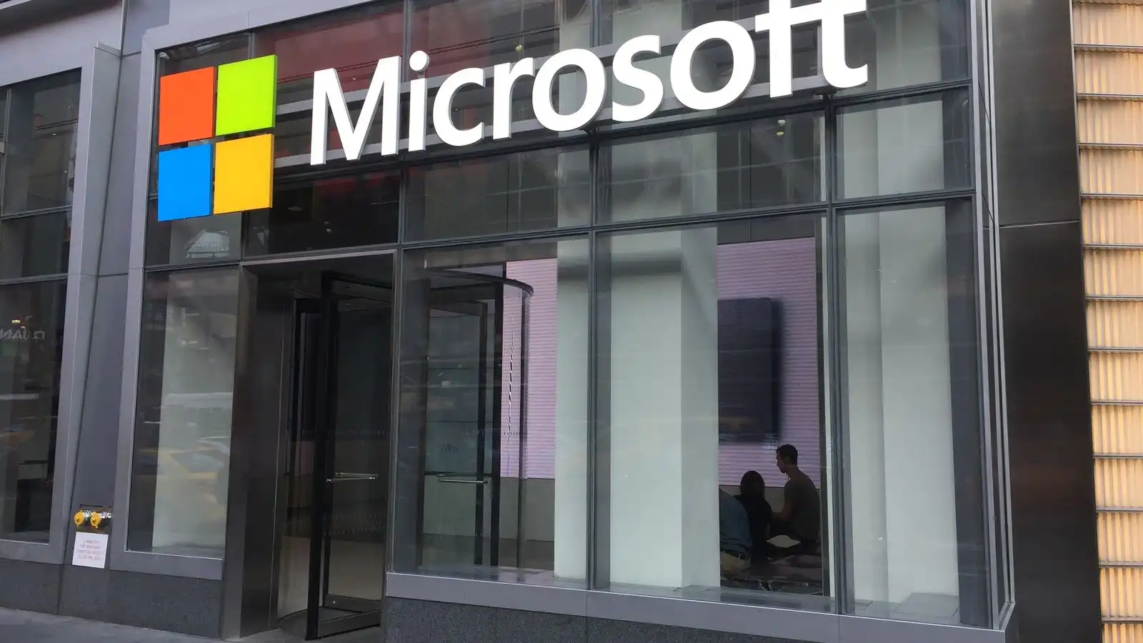 Strong Earnings Microsoft MSFT Stock Fail Impress Wall Street