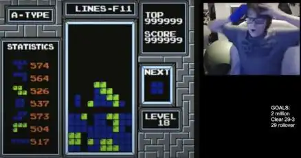 13-year-old gamer beats 'unbeatable' Tetris and makes history