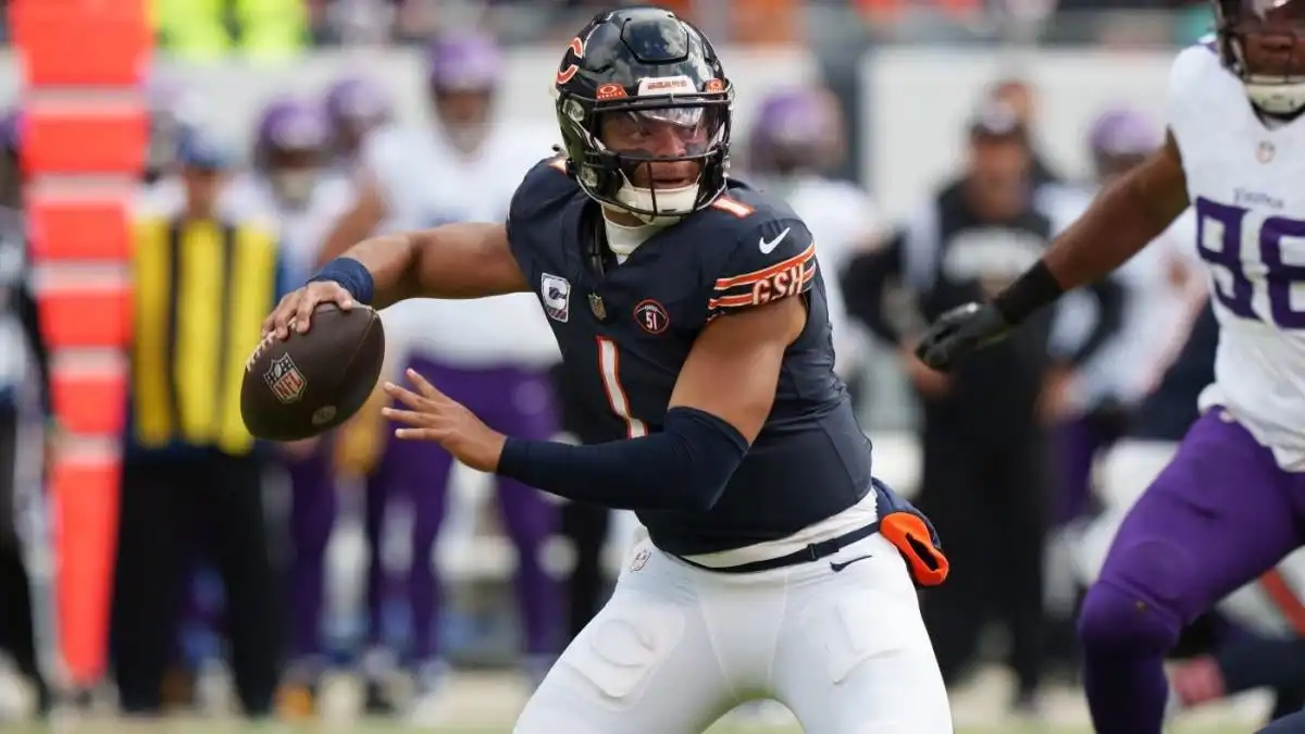 2024 NFL Draft: Potential actions for Bears with top 2 picks, replacing Justin Fields, trading down