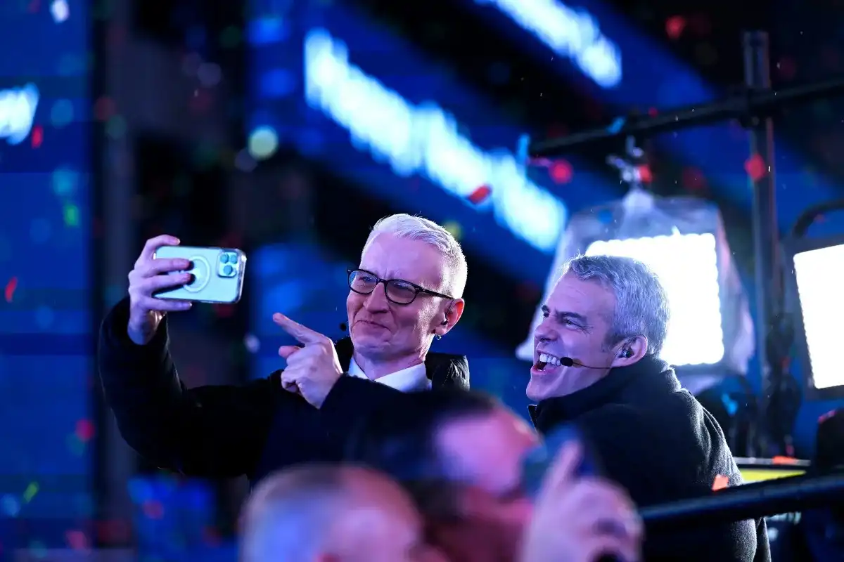 Anderson Cooper and Andy Cohen take shots of tequila on CNN's New Year's Eve Live
