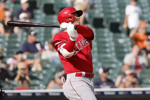 "Angels sweep Tigers in thrilling twin bill; Shohei Ohtani exits after smashing 2 home runs"