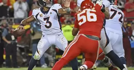 Broncos Defense Shows Improvement, but Russell Wilson and Offense Struggle in Loss to Chiefs