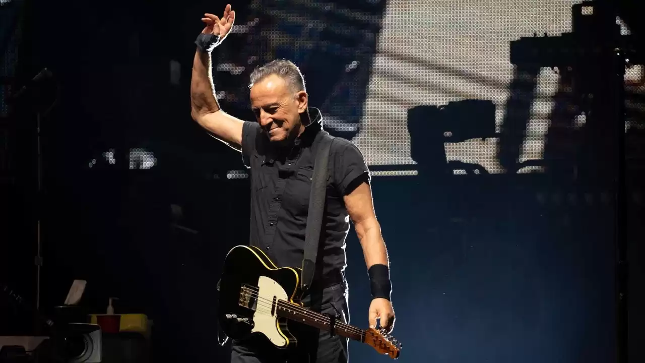 Bruce Springsteen Concerts Postponed Due to Peptic Ulcer Disease