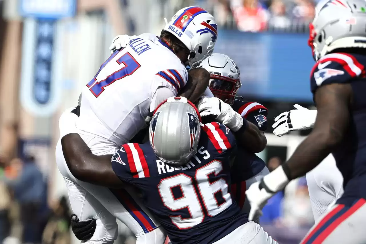 Buffalo Bills playoff odds decline after New England Patriots defeat