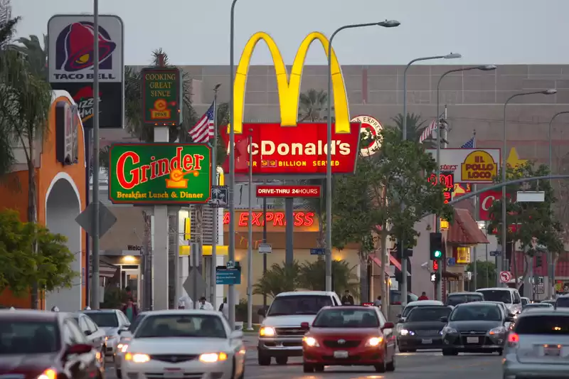 California minimum wage for fast food workers raised to $20-an-hour