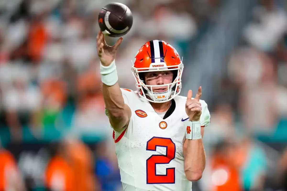 'Clemson football loses to Miami in double overtime after squandering late advantage'