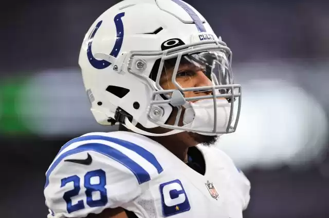 'Colts Contemplating Suspending Jonathan Taylor According to Report'