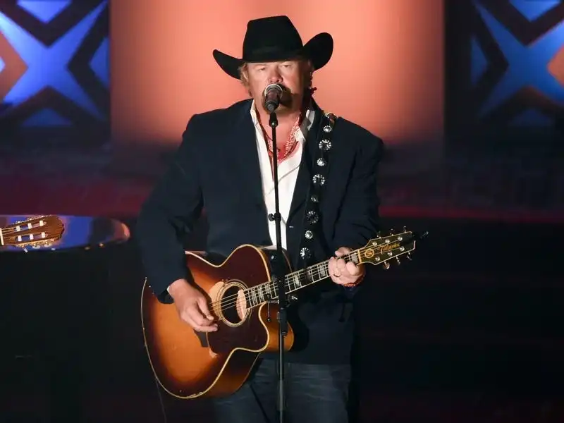 Country music singer-songwriter Toby Keith dies 62