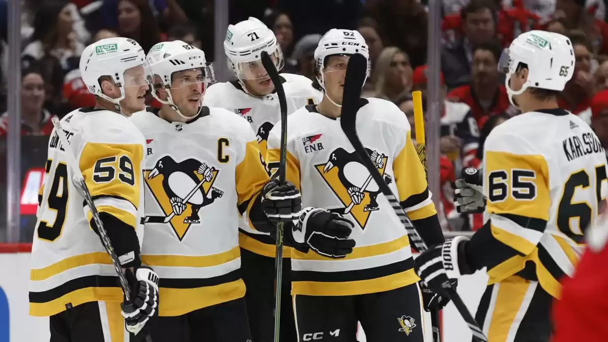 Crosby and Malkin lead Penguins to first win of the season over Capitals