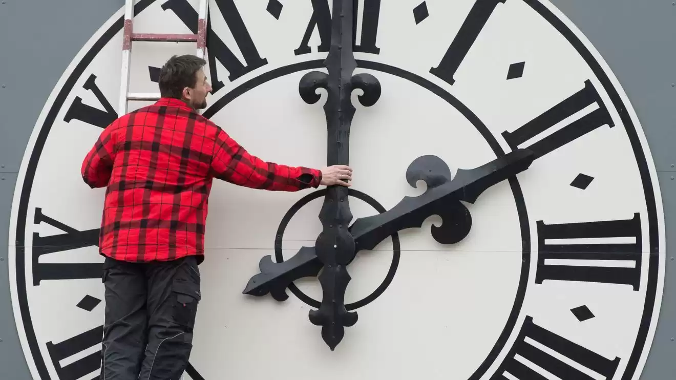 Daylight Saving Time - Time Change This Weekend and Why