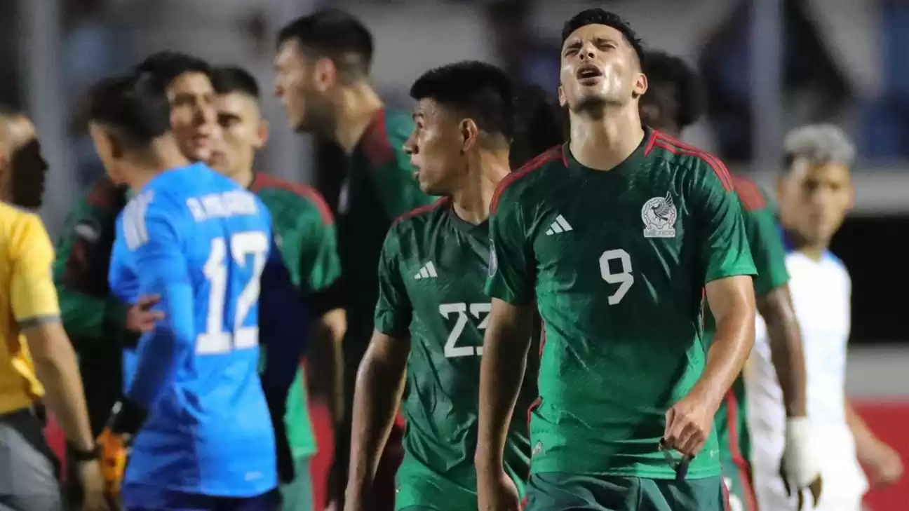 Decisive players Mexico Honduras defeat