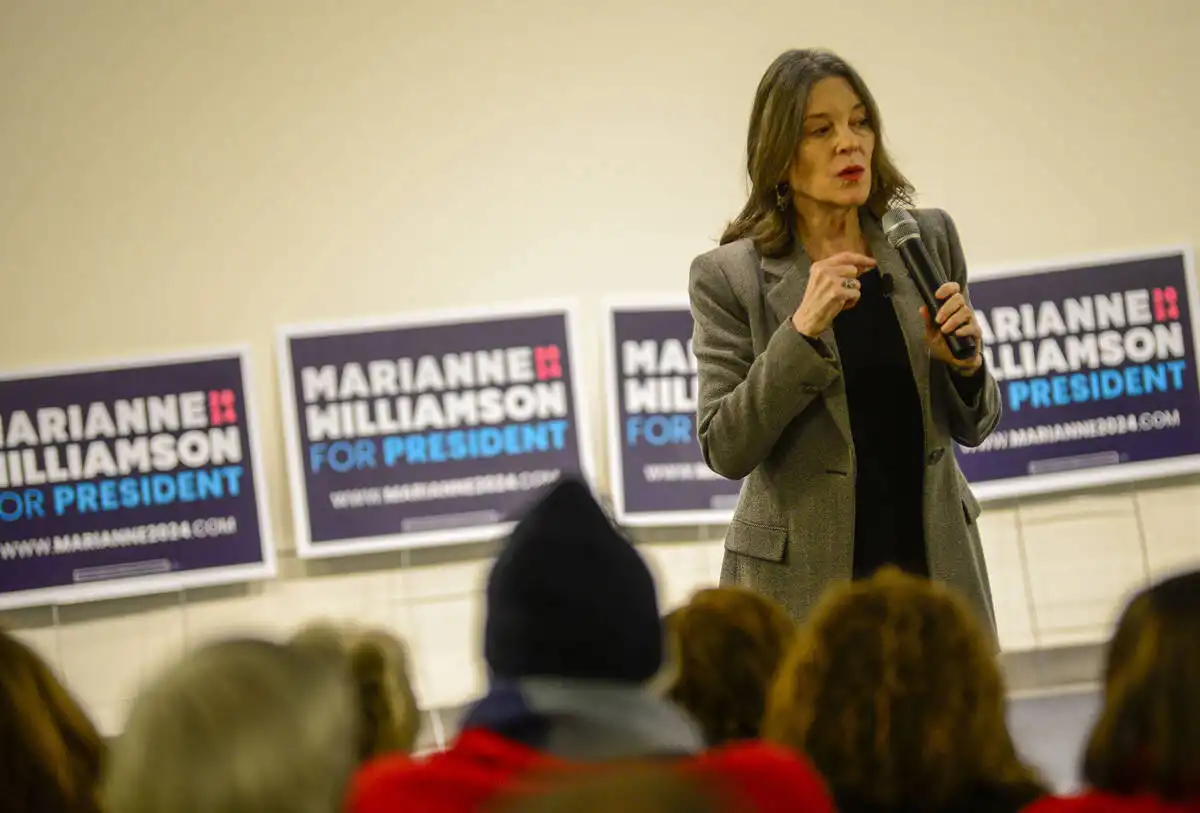 Democratic presidential candidate Marianne Williamson visit Las Vegas this week