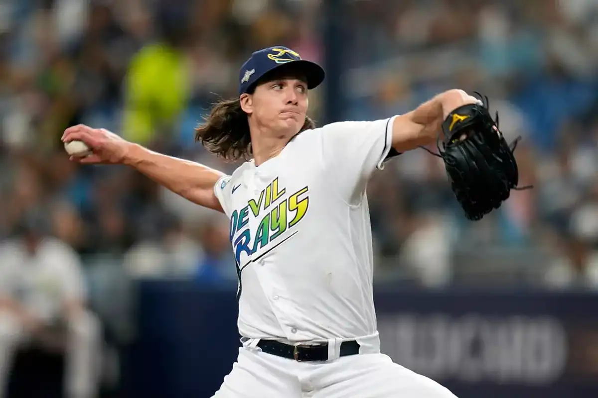 Dodgers acquire Tyler Glasnow from Rays to bolster pitching rotation