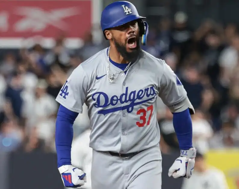 Dodgers News: Teoscar Hernández Keeps His Cool as 'Moment Doesn't Get Too Big'
