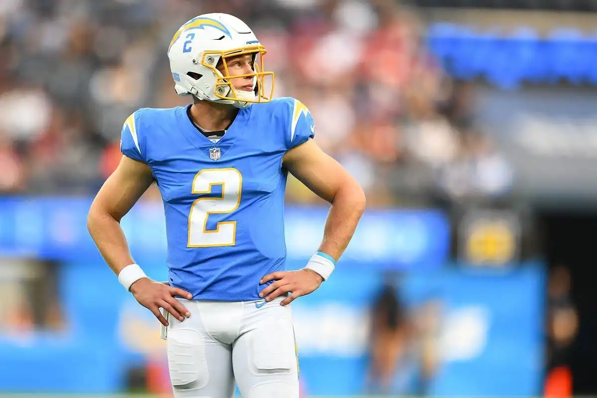 Easton Stick Chargers contract: QB earnings in Los Angeles