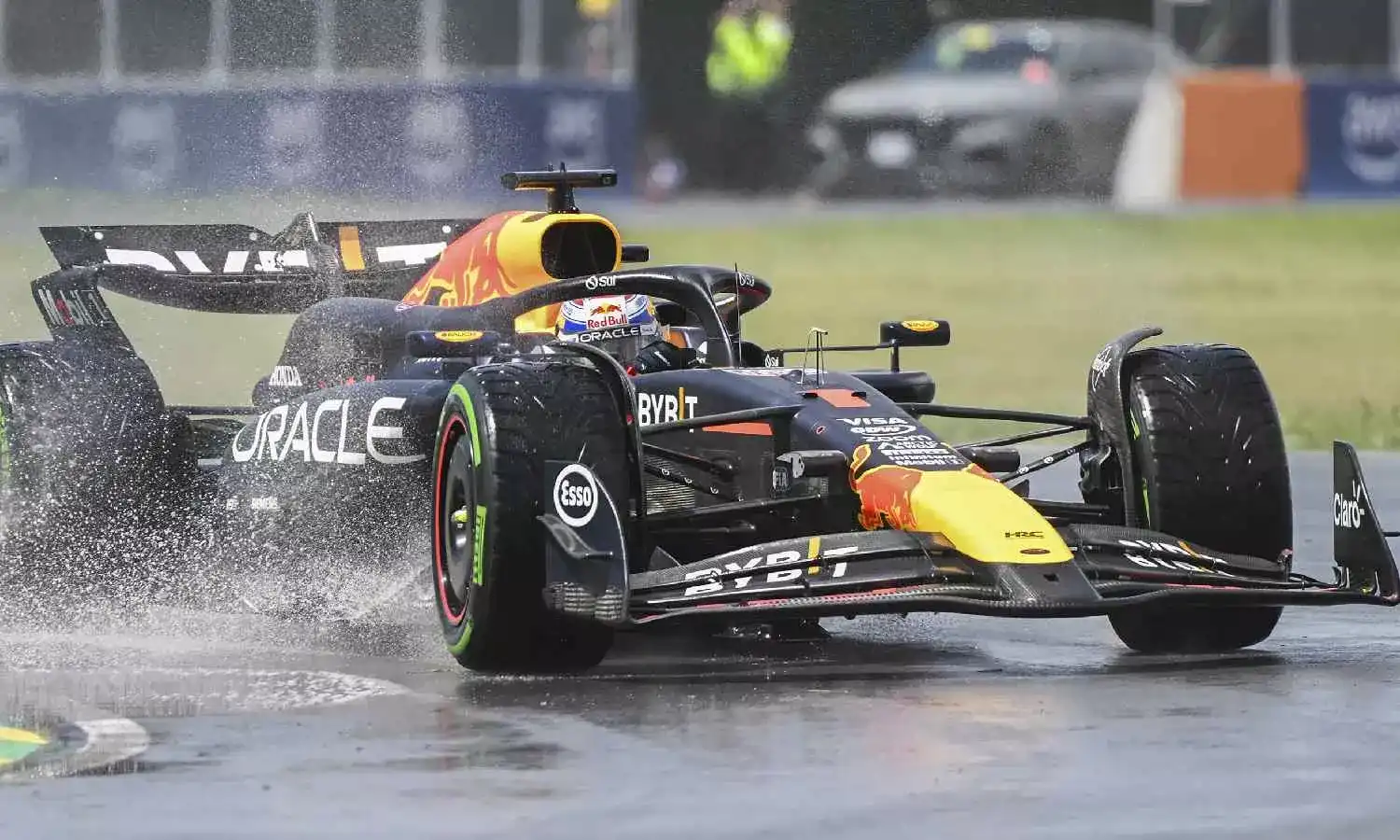 F1 leader Max Verstappen smoky battery problem Canadian Grand Prix practice