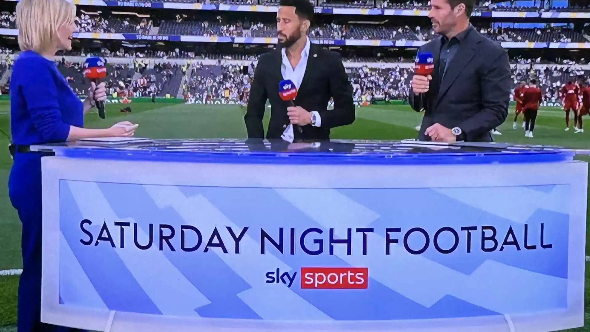 Fans angry as Sky Sports misses second-half kick-off in Tottenham Hotspur vs. Liverpool football match