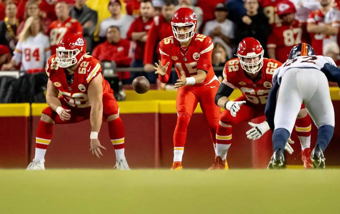 Five Kansas City Chiefs selected to the NFL Pro Bowl roster, notable omissions