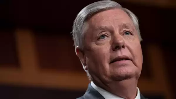 "Georgia Grand Jury Recommends Charges Against Lindsey Graham, Trump Allies"