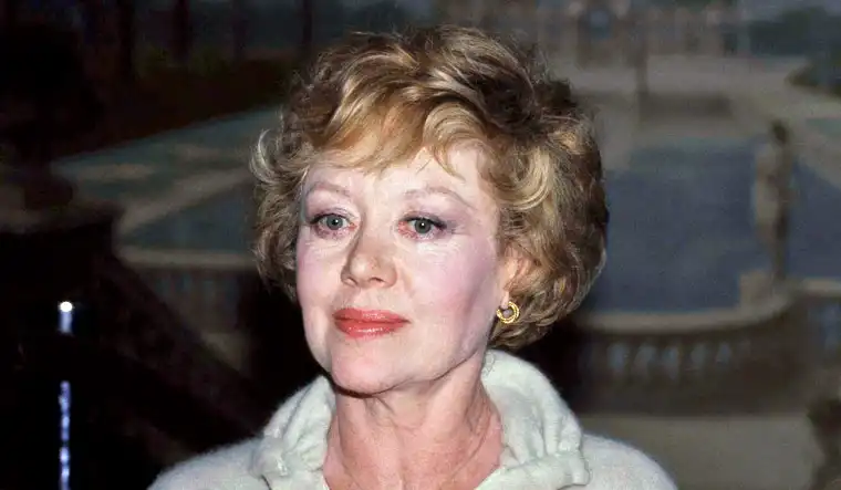 Glynis Johns, Mary Poppins star dies at age 100