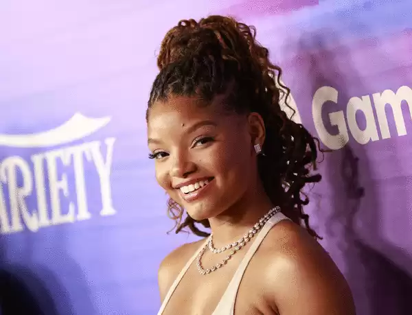 Halle Bailey stands by Disney princess Rachel Zegler during 'Snow White' controversy