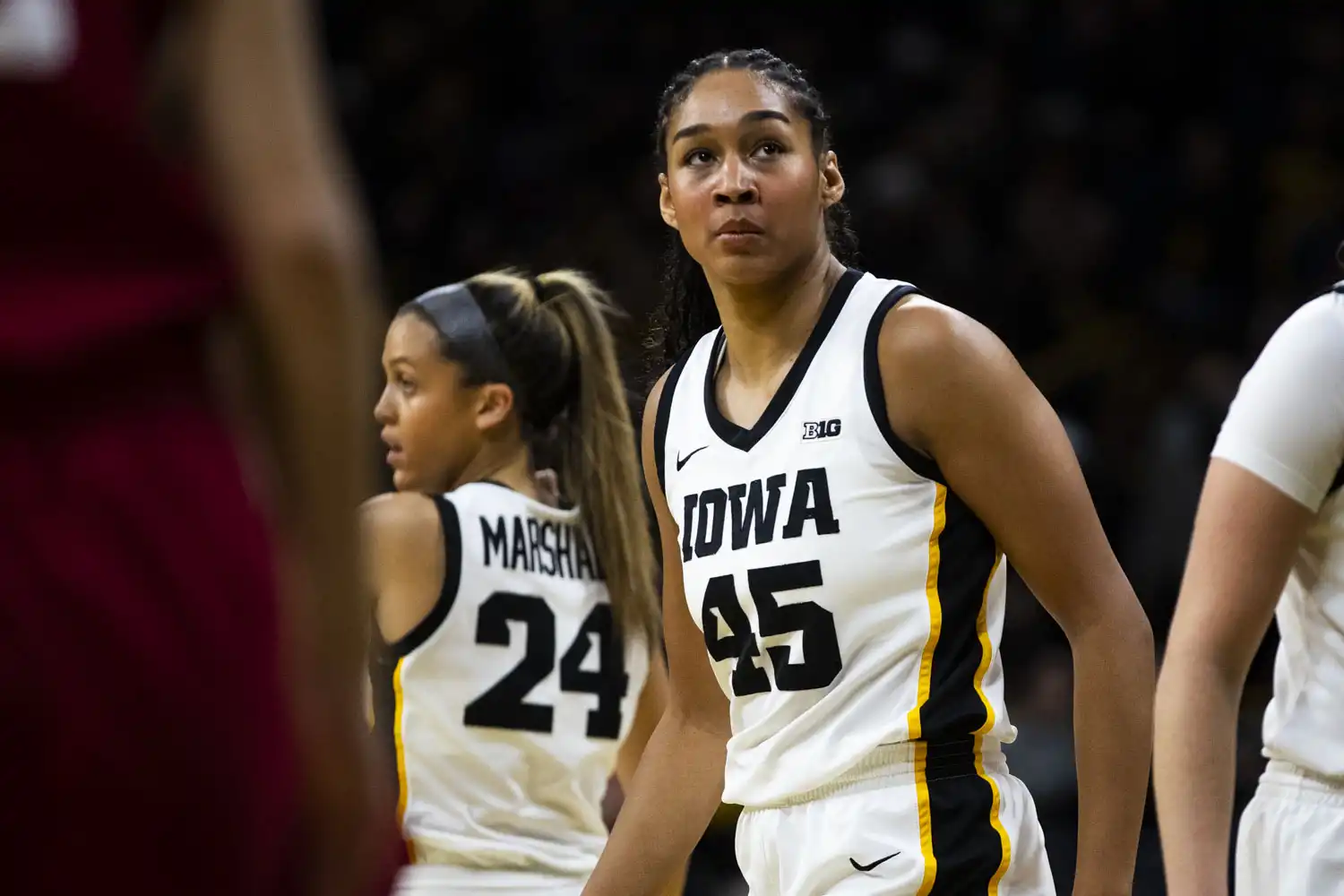 Hannah Stuelke shines with 47 points in No. 2 Iowa women's basketball 111-93 win against Penn State