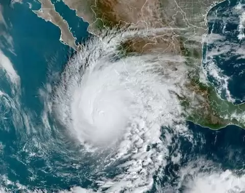 Hurricane Norma Strengthens to Category 4, Heading for Mexico