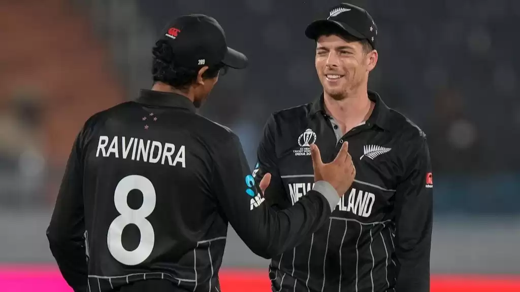 India vs New Zealand: Mitchell Santner's Expertise in Bowling on Indian Pitches, Reveals Sunil Gavaskar