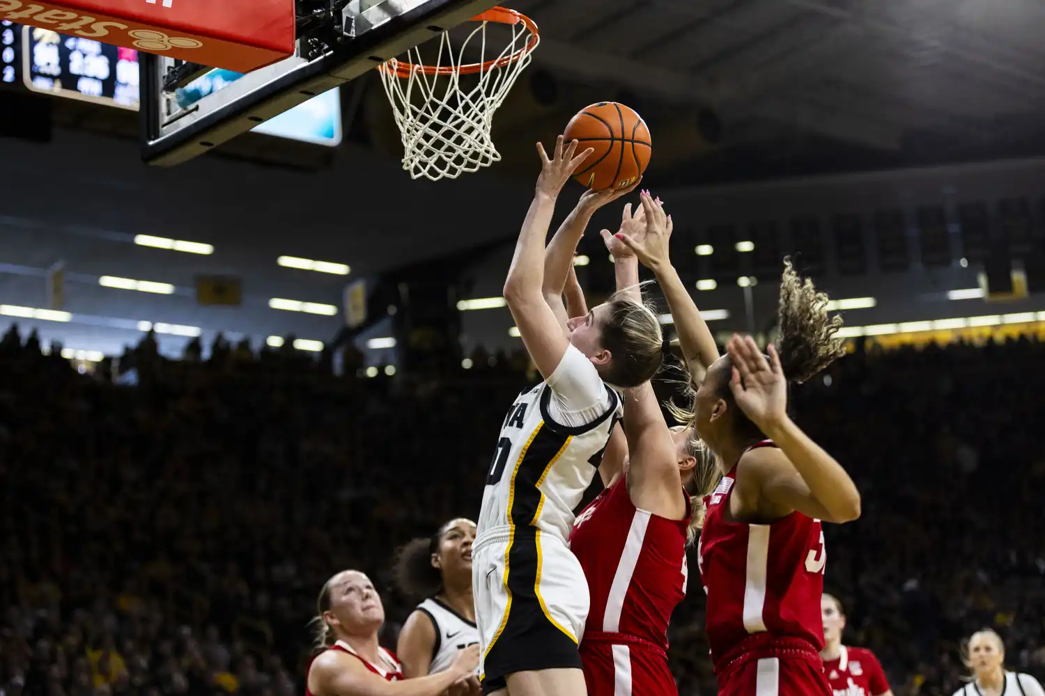 Iowa women's basketball: No. 3 Hawkeyes push for top of Big Ten with visits to Northwestern, Maryland