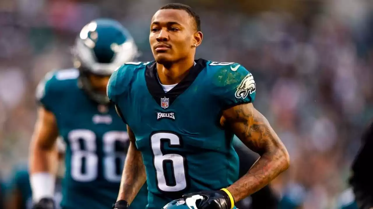 Is DeVonta Smith playing tonight? Update on Eagles WR availability MNF Week 3 vs. Buccaneers