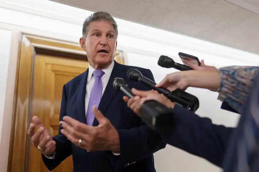 Joe Manchin switches party affiliation to become Independent