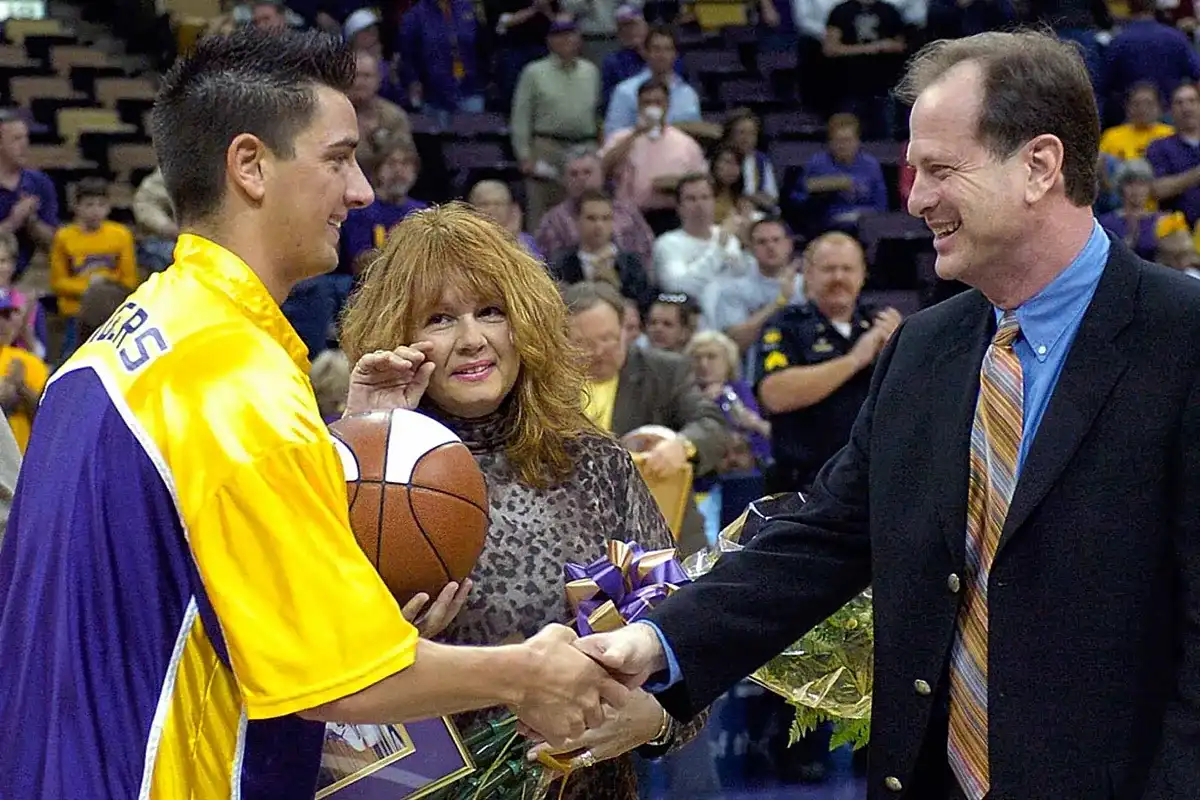 Josh Maravich cause of death: Ex-LSU player and son of Hall of Fame player Pete Maravich dies at 42