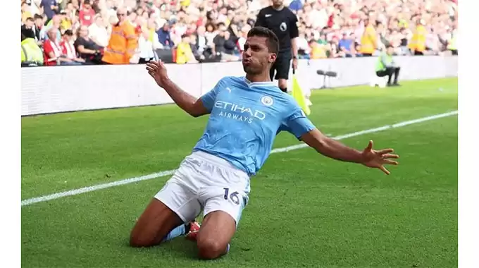 Late Rodri winner fires Man City to the top of the Premier League table