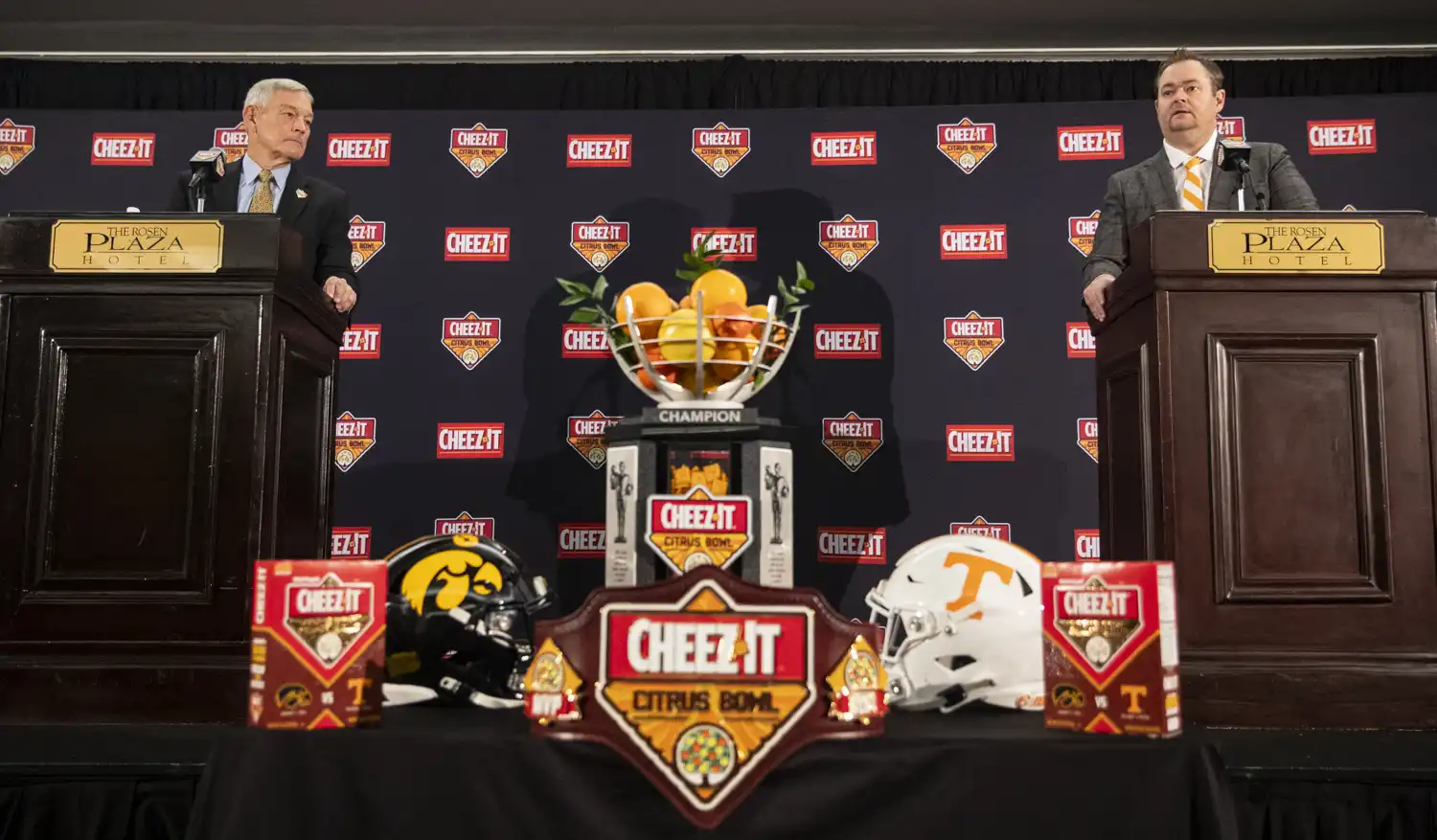 Live updates Iowa football Tennessee Cheez-It Citrus Bowl