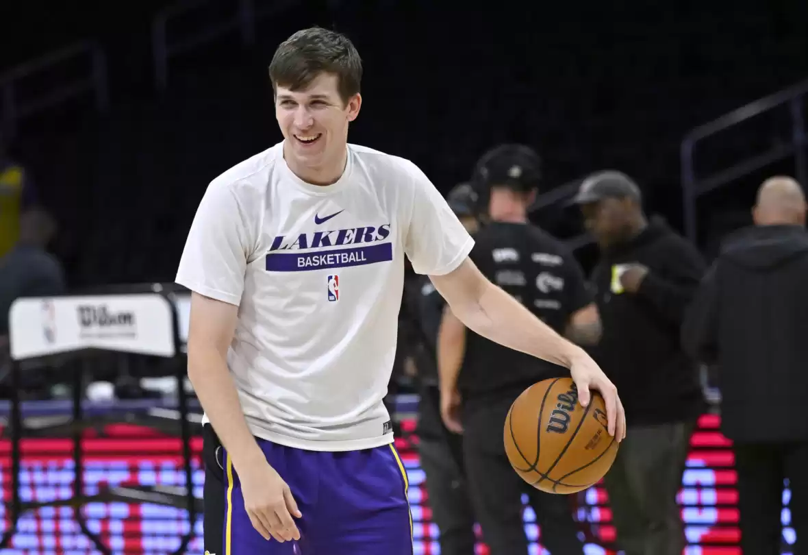 Los Angeles Lakers set to employ impactful strategy against rival teams pursuing Austin Reaves with lucrative contract