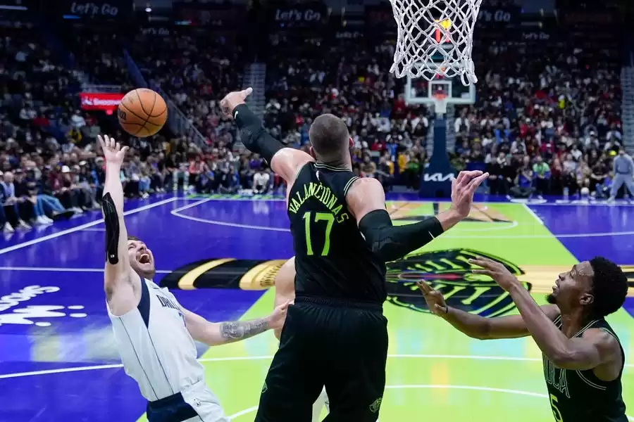 Luka Doncic Dallas Mavericks NBA In-Season Tournament Courts Dislike