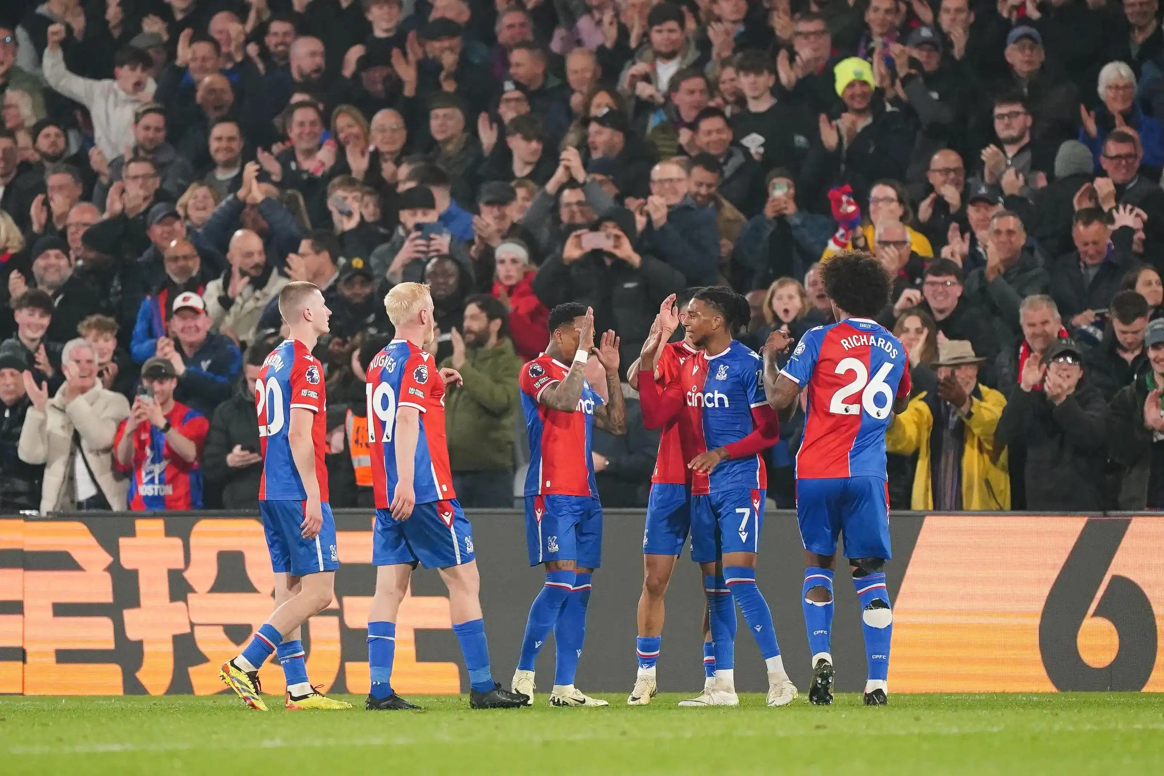 Manchester United humiliated, Michael Olise inspires Palace win