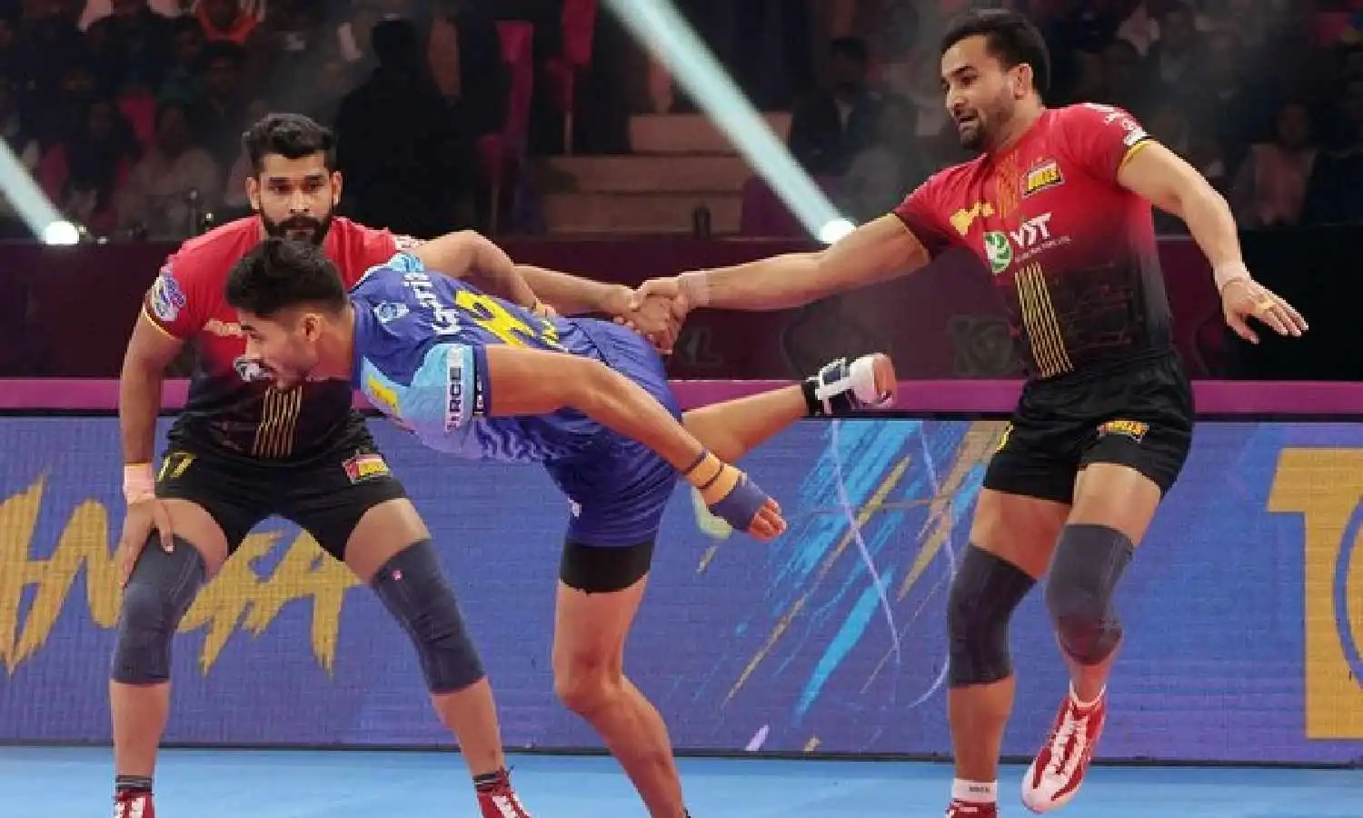 Maninder Singh leads Bengal Warriors to victory in historic 1000th PKL match