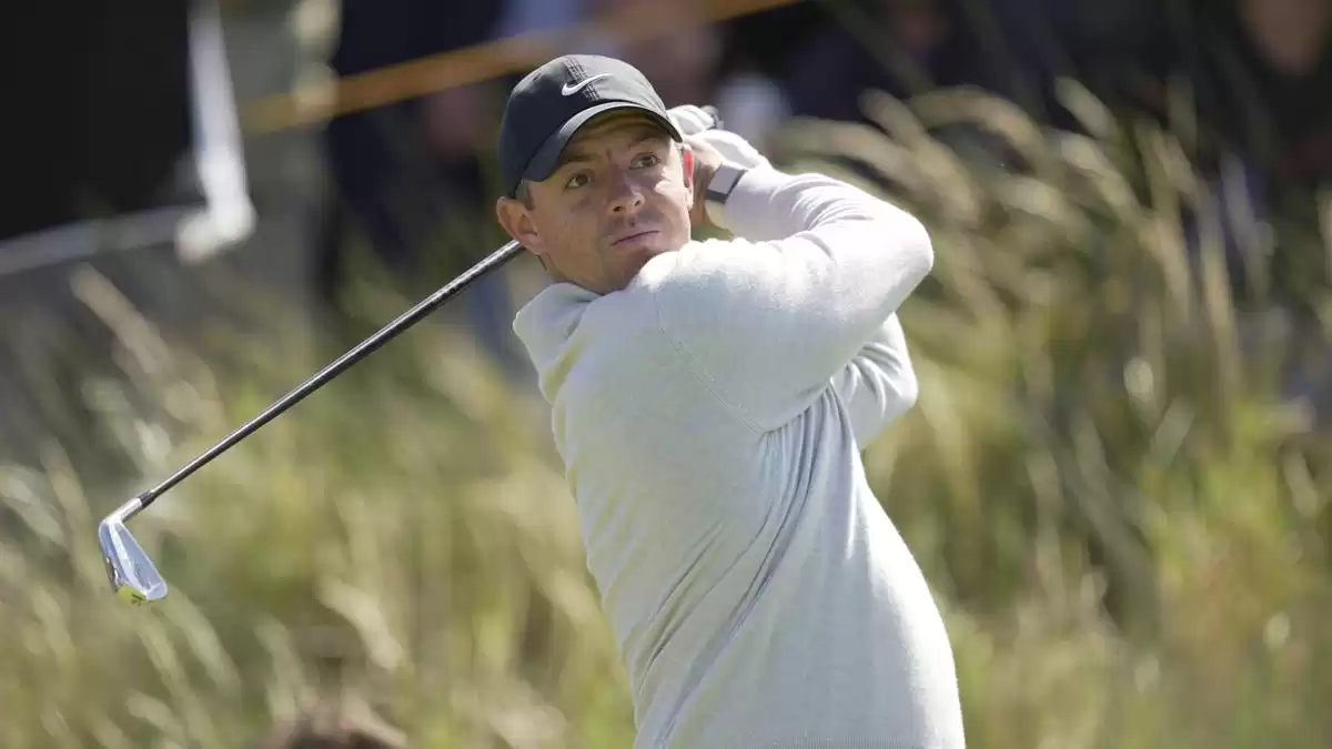 McIlroy Takes Lead as Golf's Elite Reunite for British Open 2023