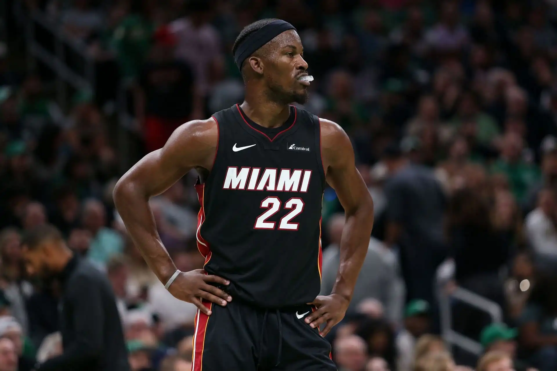 Miami Heat fans go wild as team drops 142 points against Pacers defense