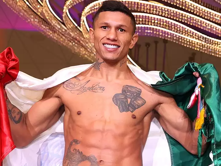 Miguel Berchelt Returns, Stops Diego Ruiz After Two Rounds In Merida, Mexico