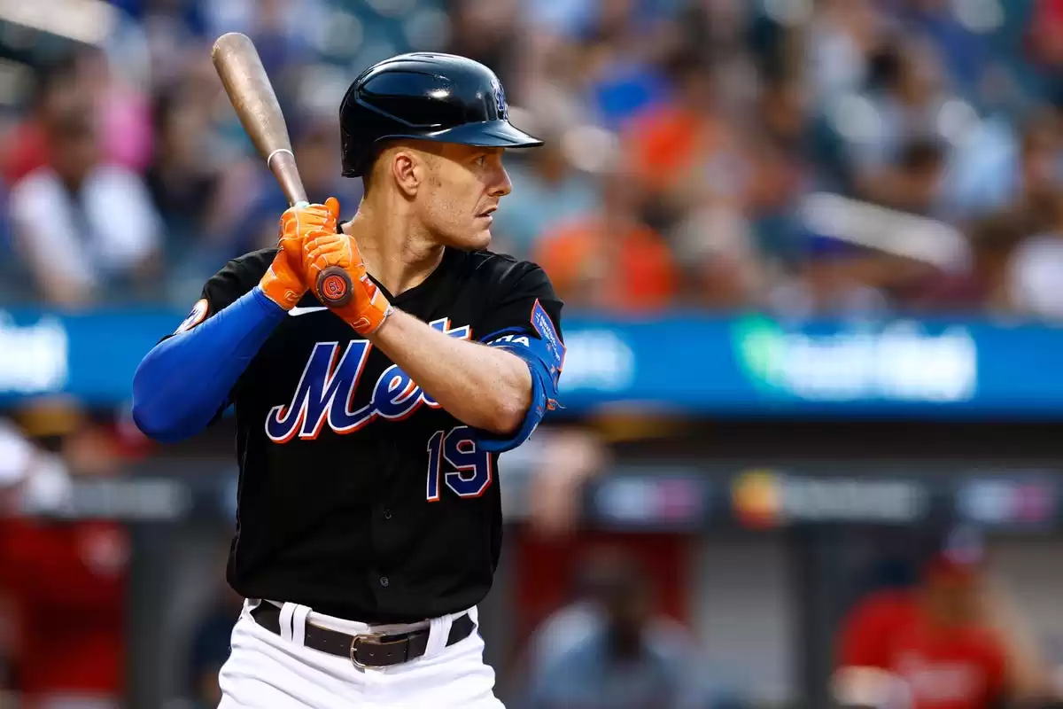 Milwaukee Brewers Bolster Offense with Trade for New York Mets' Mark Canha