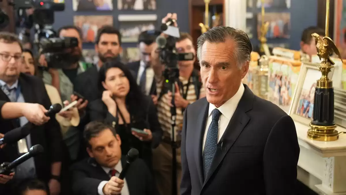 Mitt Romney's Decision on 2024 Reelection, Resignation or Not Fact Check