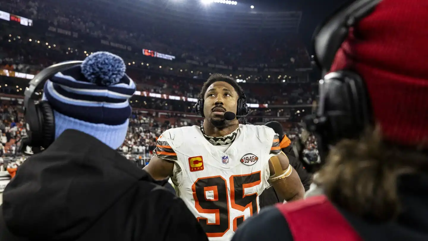 Myles Garrett's bittersweet playoff-clinching win after uncle's passing