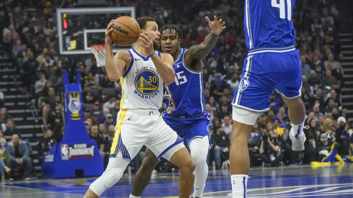 NBA roundup: Kings upset Warriors, advance tournament