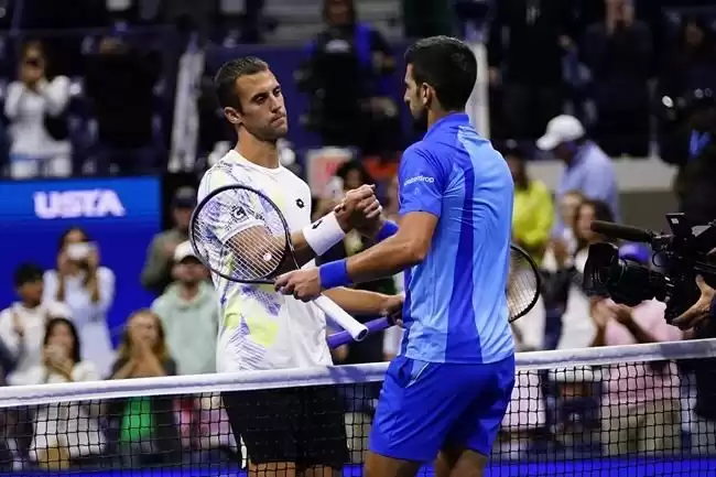'Novak Djokovic Overcomes 2-Set Deficit to Triumph Against Laslo Djere at US Open'