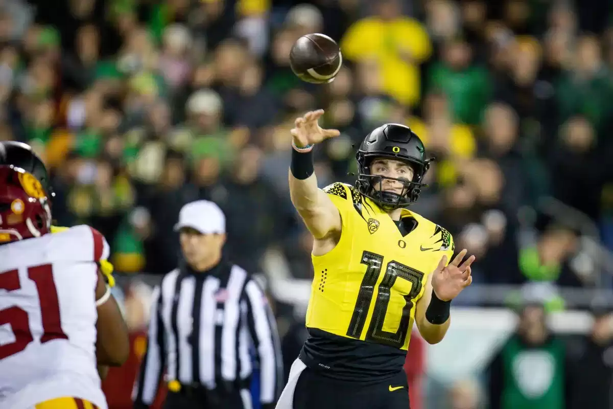 Oregon football, Oregon State rivalry showdown: Stories to get up to speed