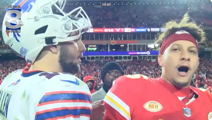 Patrick Mahomes caught on mic ripping referees in explicit rant - Kansas City Chiefs quarterback captured cursing at officials during game