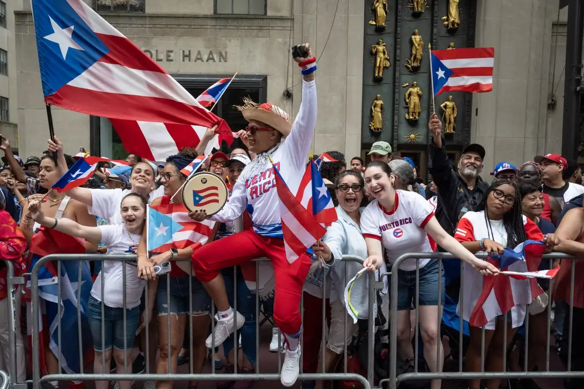 Puerto Rican Day Parade fills Midtown streets with Boricua pride | amNewYork