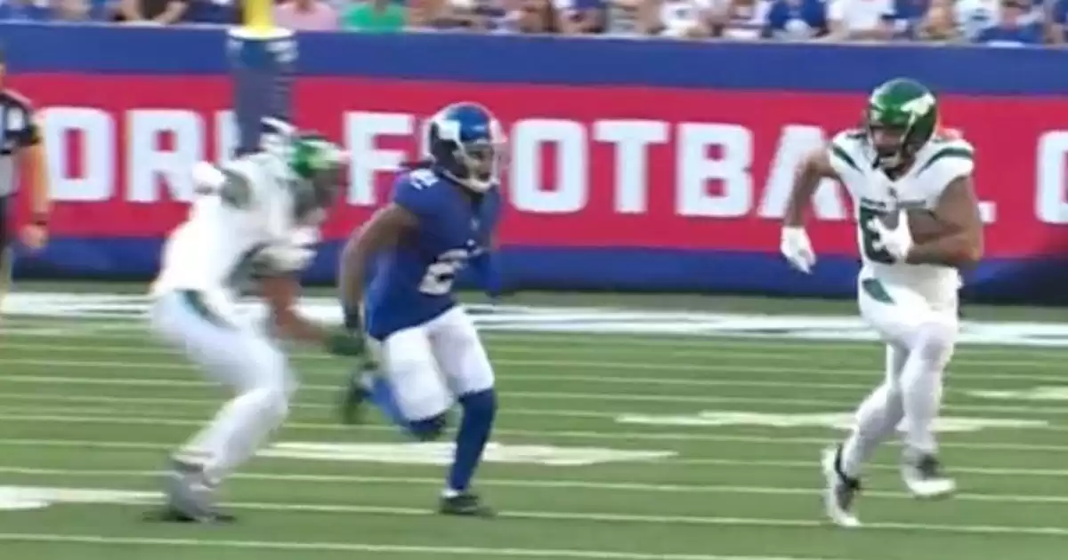 "Randall Cobb's Brutal Block Leaves NY Giants Player Concussed in Preseason"